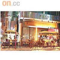 吧外設有露天雅座，仲可以BBQ添！