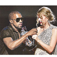 Kanye搶走Taylor Swift的咪。 資料圖片