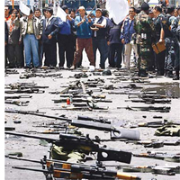 秘魯治安備受關注，○五年曾爆發叛軍與警對峙，叛軍最後投降。	資料圖片