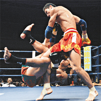 第一場（60公斤）中方勝