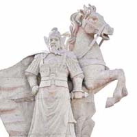 有無敵將軍之稱的楊業，其雕像矗立在楊家城內。	資料圖片