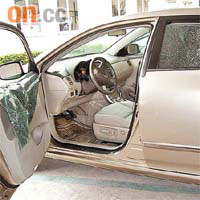 廠房私家車的玻璃被砸碎。