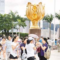 港澳遊近期頻爆醜聞，影響內地客遊香港的意欲。	資料圖片