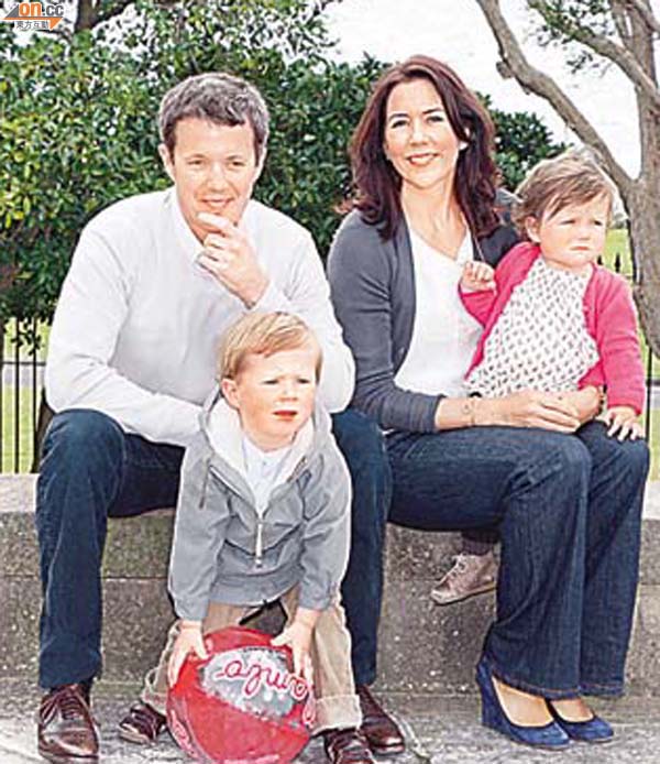 丹麥王儲夫婦已育有一子一女。