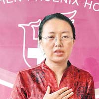 張姓助產士