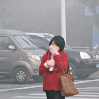 霧霾襲25省市滬能見度50米