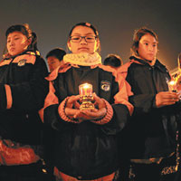 南京大屠殺76周年5000人出席哀悼