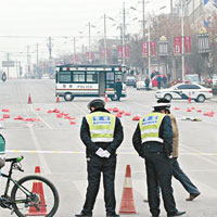 陝長途巴爆炸證5死24傷