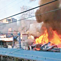 大阪食店火焚36舖列車受阻