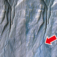 火星三年間出現新溝壑