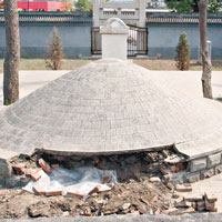 梅蘭芳師父京墓園被盜挖