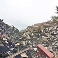 雲南5.6級地震 塌千屋13傷
