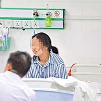同染乙肝難承擔醫費 惠州婦抱女嬰投江