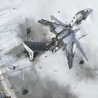 烏東機場被炸全破毀