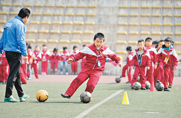 中國足球改革 困難重重