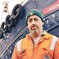 蘇格蘭漁船撒網疑被俄潛艇拖行