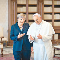 默克爾與教宗  成和平獎熱門