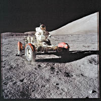 NASA登月高清照晒冷