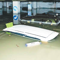 廣州爆水管淹200車