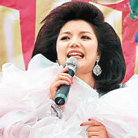山寨巨星登台  大媽也瘋狂