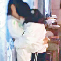 課室激吻玩求婚