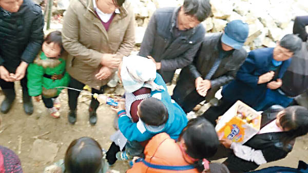 貴州「神」童半年呃百萬