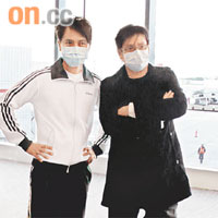  阿倫和李克勤戴上口罩，做足衞生措施。