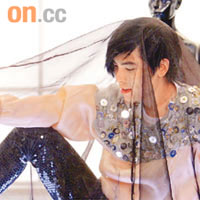  蕭敬騰很喜歡新碟名《王妃》，代表他對音樂的野心。