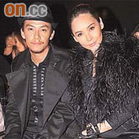 張震與Amanda S.各有各忙，難得在巴黎碰面。 
