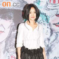 周迅否認因輸影后而與李冰冰不和，還大讚她演出用心。