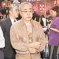  林建名雖然揚言不擔心藝人安全，但全程望到實以防萬一。