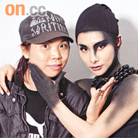  劉璇（右）為Annie G. Chan擔任模特兒。