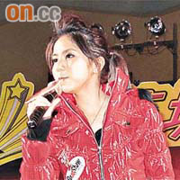 G.E.M.滿意去年成績，卻對奪獎信心不大。