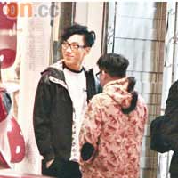 農夫到潮店置裝出席頒獎禮。