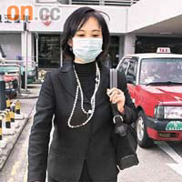 翁靜晶透露劉家良因感冒引發肺炎，但並無大礙。