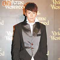  William力撐Baby，認為同性互咀很正常。