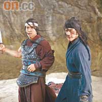 劉承俊（左）大讚王力宏演出毫不錫身，令他也「提升戰鬥力」！