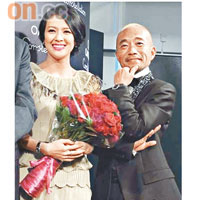 章子怡昨日到日本與竹中直人出席鐘錶活動。