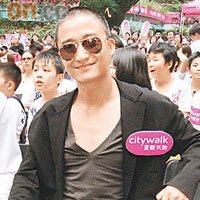 吳京表示與甄子丹合作愉快。