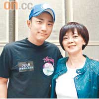 崔建邦接受查小欣節目訪問時，感激舊愛唐詩詠支持。