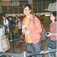 孭背囊的陳志雲，前晚出發往以色列。