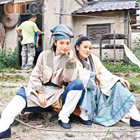 李思欣（左）與江若琳反串演戲，覺得很好玩。