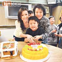劉倩婷獲母親與弟弟大力支持選港姐，親情更因此增進不少。