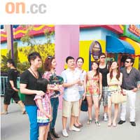  郭政鴻（左起）、邵美琪、阮兆祥及葉翠翠等到內地拍攝旅遊特輯。