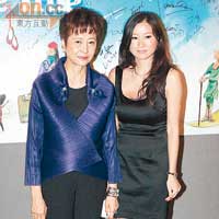  王仁曼和女兒昨晚一同出席第二場芭蕾舞表演。