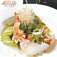 蟹肉牛油果海蝦沙律<br> Bonnie自言平日最愛整沙律，材料新鮮絕對是首要條件。