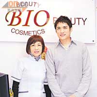 李雨陽去年開設美容店，由媽咪親自打理。