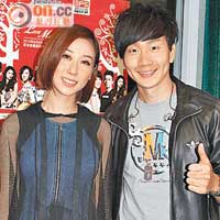 泳兒踩通頂冇涼沖