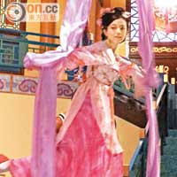 李思欣 吊威吔險鎅爆手