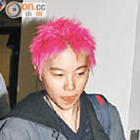 Pink髮竇靖童  Cool爆返港